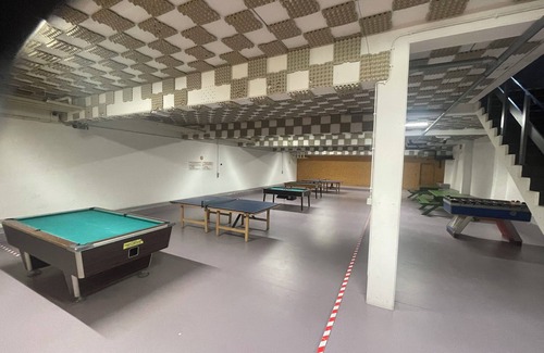 Middelkerke Apartment | Sea-view studio with swimming pool, sauna, games rooms, fitness center.