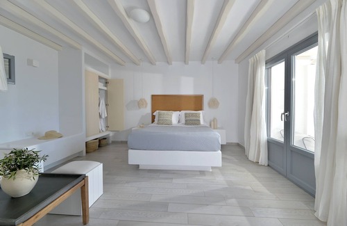 Stelida House | Sea View Suite with Jet Tub Pool | Mythology Naxos