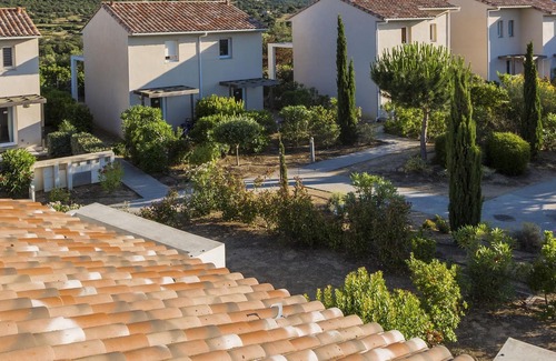 Belgodere House | Sea-View summer-decorated holiday home in Northern Corsica