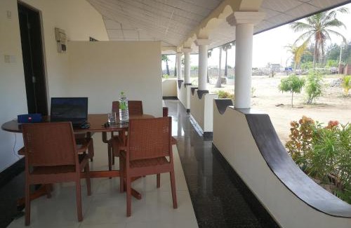 Pottuvil Division 2 Villa | Sea view villa