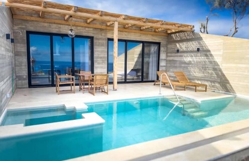 Malevizi House | Sea view villa with private pool and hydro massage