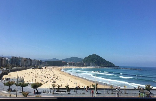 Gros Apartment | ☀️Sea Views from 4 Balconies ☀️ Walk Score 90 ☀️A/C☀️