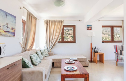 Elounda Villa | Sea views, short drive to the beach and shops!