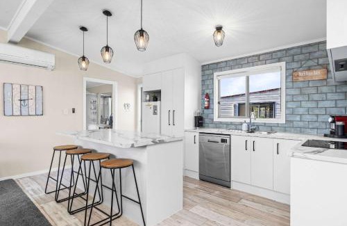 Waihi Beach House | Sea you on Leo