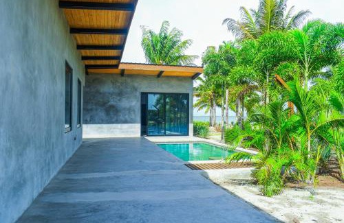 Placencia Villa | Seabird - Villa 28