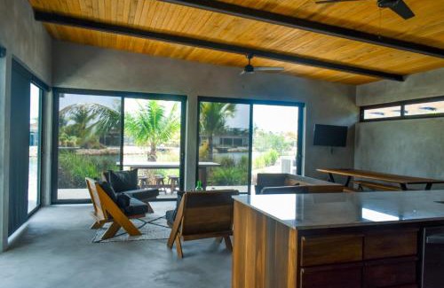 Placencia Villa | Seabird - Villa 28