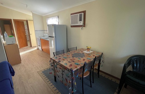 Warrenben House | Seabreeze Accommodation sleeps 4. Minimum night stay