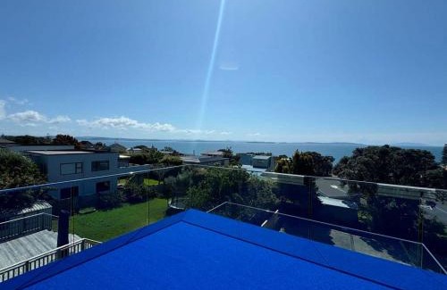 Army Bay Apartment | Seabreeze Army Bay apartment