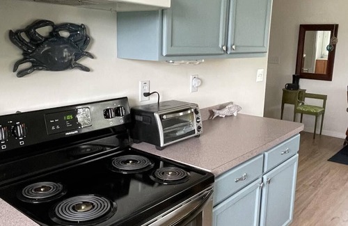 Cape Charles House | Seabreeze Cottage . your home base for exploring Virginia's Eastern Shore!