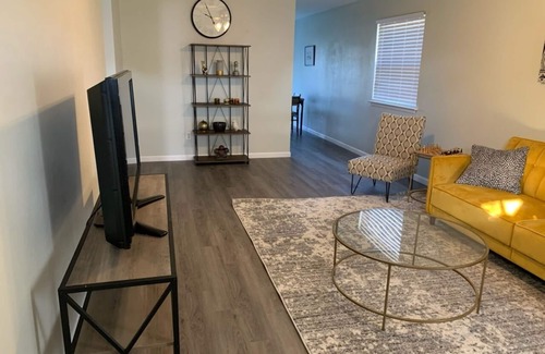 Gulf Breeze Apartment | Seabreeze Villa in the middle of Pensacola Beach and Navarre Beach