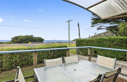 Separation Creek House | Seaclusion - Private Access To Beach Pet Friendly