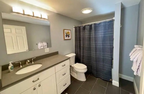 Kittery House | Seacoast Escape