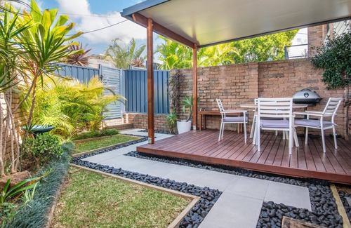 Woolgoolga House | Seadream on Nelson. New Listing.npet Friendly , 300m Stroll to Beach and Cafes