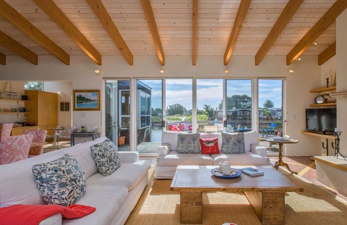 Stinson Beach House | Seadrift Lagoon Retreat
