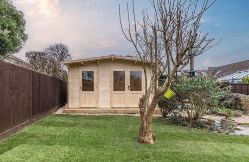 Seaford House | Seaford Retreat | By My Getaways