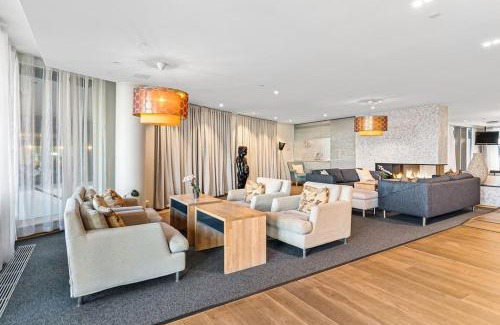 Tjuvholmen Apartment | Seafront apartment at Aker Brygge OSLO