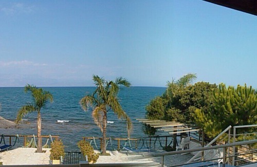 Petalidi Apartment | Seafront Apartment in Villa. Top floor. Spectacular view; watch and hear the sea
