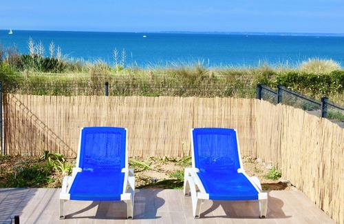 Barneville-Carteret Villa | SEAFRONT, Magnificent 180° Sea View, High Standard, Garden and Private Parking