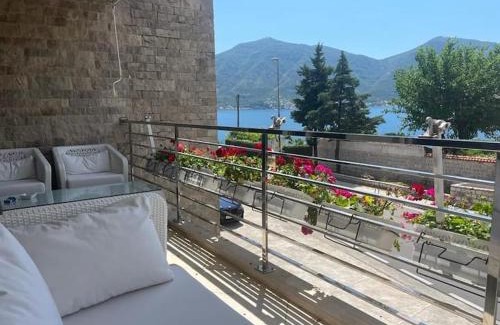 Ljuta Apartment | Seafront Soleil apartment