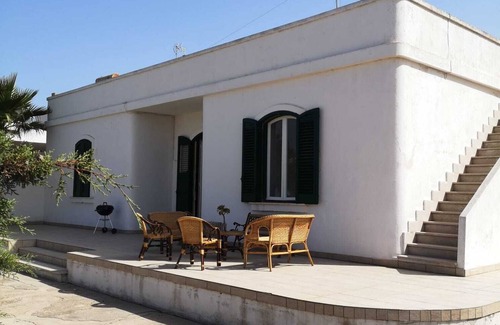 Capilungo Villa | Seafront villa