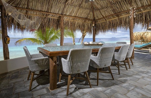 Hato Villa | Seafront Villa with Beautiful Tropical Garden 2 - 10 Persons