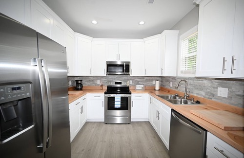 Sunset Beach Cottage | Seaglass Cottages