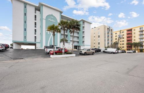 Fort Walton Beach Apartment | SeaGlass - Oceanfront with expansive balcony