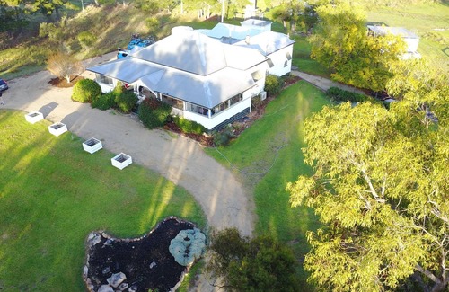 Broadwater House | Seagoe Homestead - private self contained accommodation on the Granite Belt, QLD