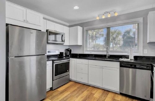 Isle of Palms Condo | Seagrove 1A by Wild Dunes, Oceanfront Condo