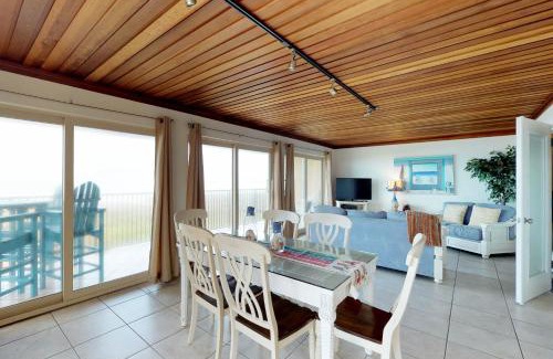 South Padre Island Apartment | Seagull Condominiums