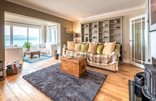 Lauragh House | SEAHAVEN, family friendly, with a garden in Kenmare, County Kerry
