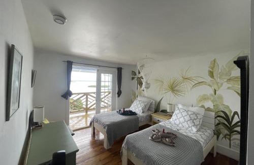 Isla Bastimentos Hotel | SEAHORSE POINT HOTEL and NATURE RESERVE