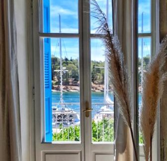 Galaxidi Bed & Breakfast | Seamore Pension