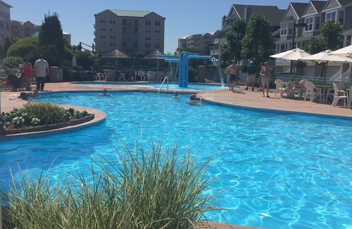 Diamond Beach Condo | Seapointe Village oceanfront bldg- Exceptional Ocean & Main pool views-free WIFI