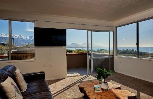 Kaikoura House | Seas The Day In Kaikoura - Book Now!