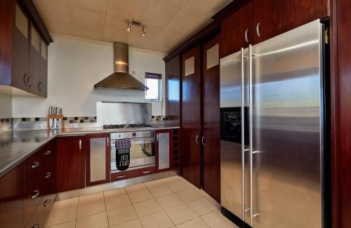 Kaikoura House | Seas The Day In Kaikoura - Book Now!
