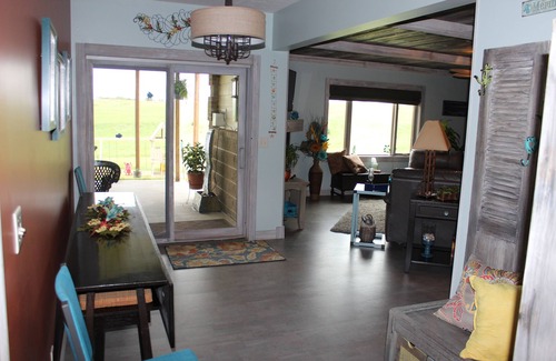 Kearney House | Seas the Day in Style