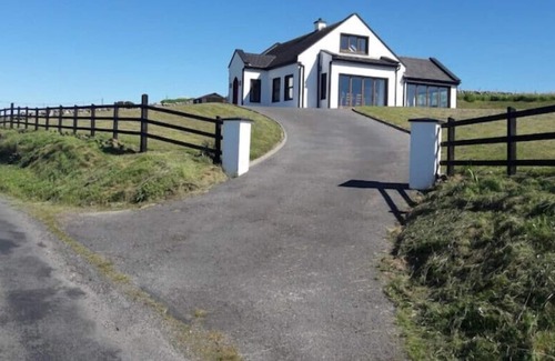Killadoon House | Seascape House with Stunning Views, close to beach and on the Wild Atlantic Way