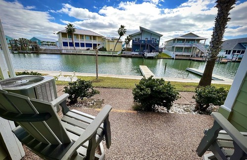 Rockport House | Seashore relaxation on the water condo on a sunny day.