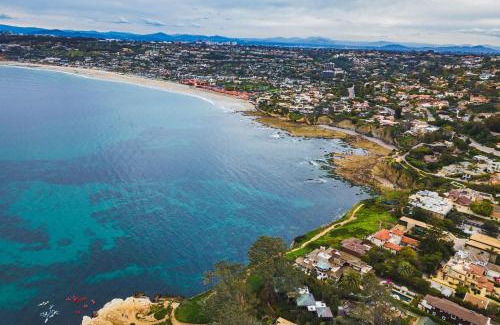 Village of La Jolla Apartment | Seashore X by AvantStay Chic La Jolla Flat 5mins from the Beach