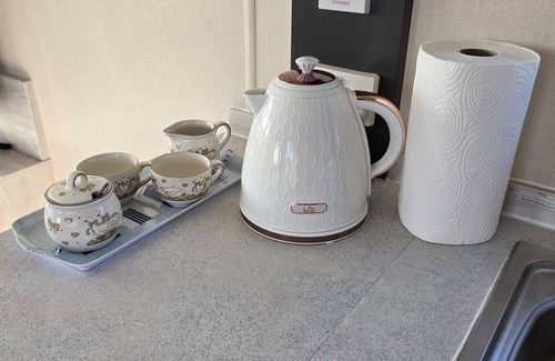 Reighton House | Seaside 2-bedroom caravan in Reighton Sand