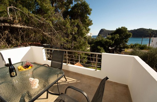 Faistos Apartment | Seaside Apartments-Dimitra