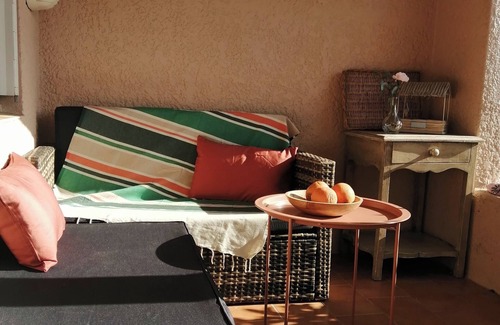 La Nartelle Apartment | Seaside apartment Sainte Maxime, Gulf of St-tropez. Pine forest.quiet.pool
