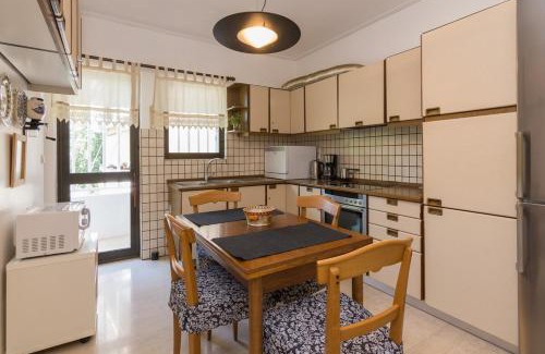 Palaio Faliro Apartment | Seaside Apartment in Palaio Faliro
