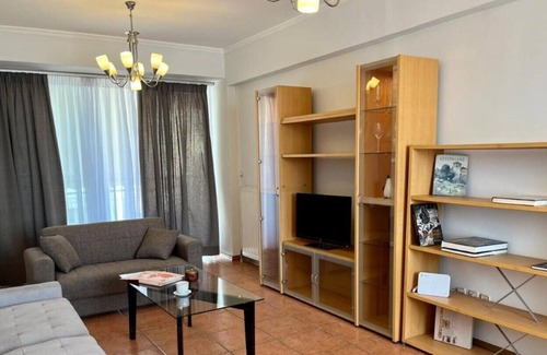 Voula Apartment | Seaside Athenian Riviera getaway house
