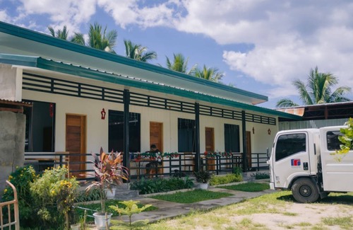 Hinoba-an Apartment | Seaside Bliss: Tranquil Living for up to Four Guests