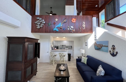 Bolongo Bay Condo | Seaside Blue Hosted by Shilpi Singh