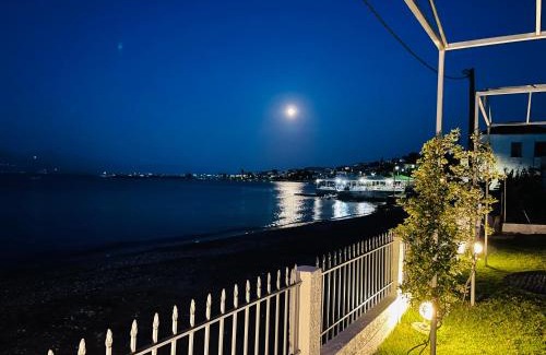Messaia Apartment | Seaside Bungalows Petalidi