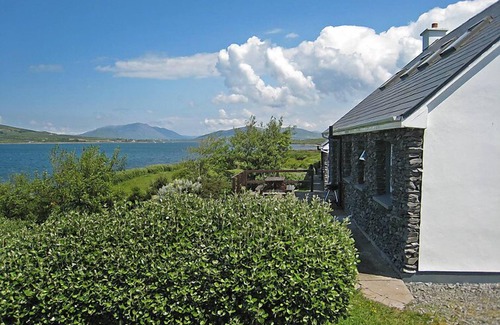Portmagee House | Seaside Cottages by Interhome