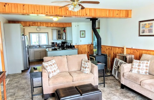 Hillsburn House | Seaside Cottage on Beautiful Bay of Fundy